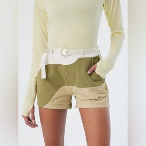 Outdoor Voices RecTrek 3” Colorblock Short in kelp/Khaki/Bone